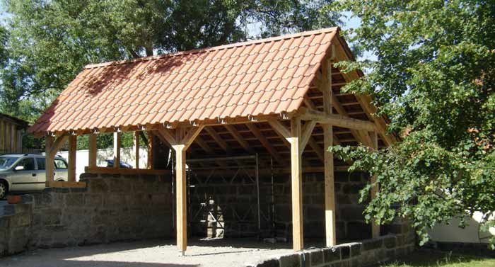 Carport perfekt angepasst