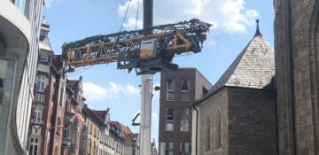 Baubeginn im Ursulinenkloster Erfurt. Spektakulärer Baubeginn vom mdr Thüringen begleitet