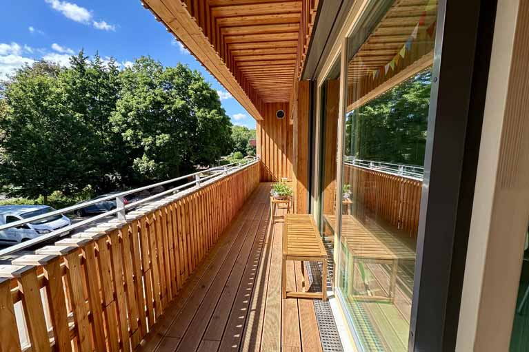 Christophorus - Schule Erfurt, Balkongestaltung Holz
